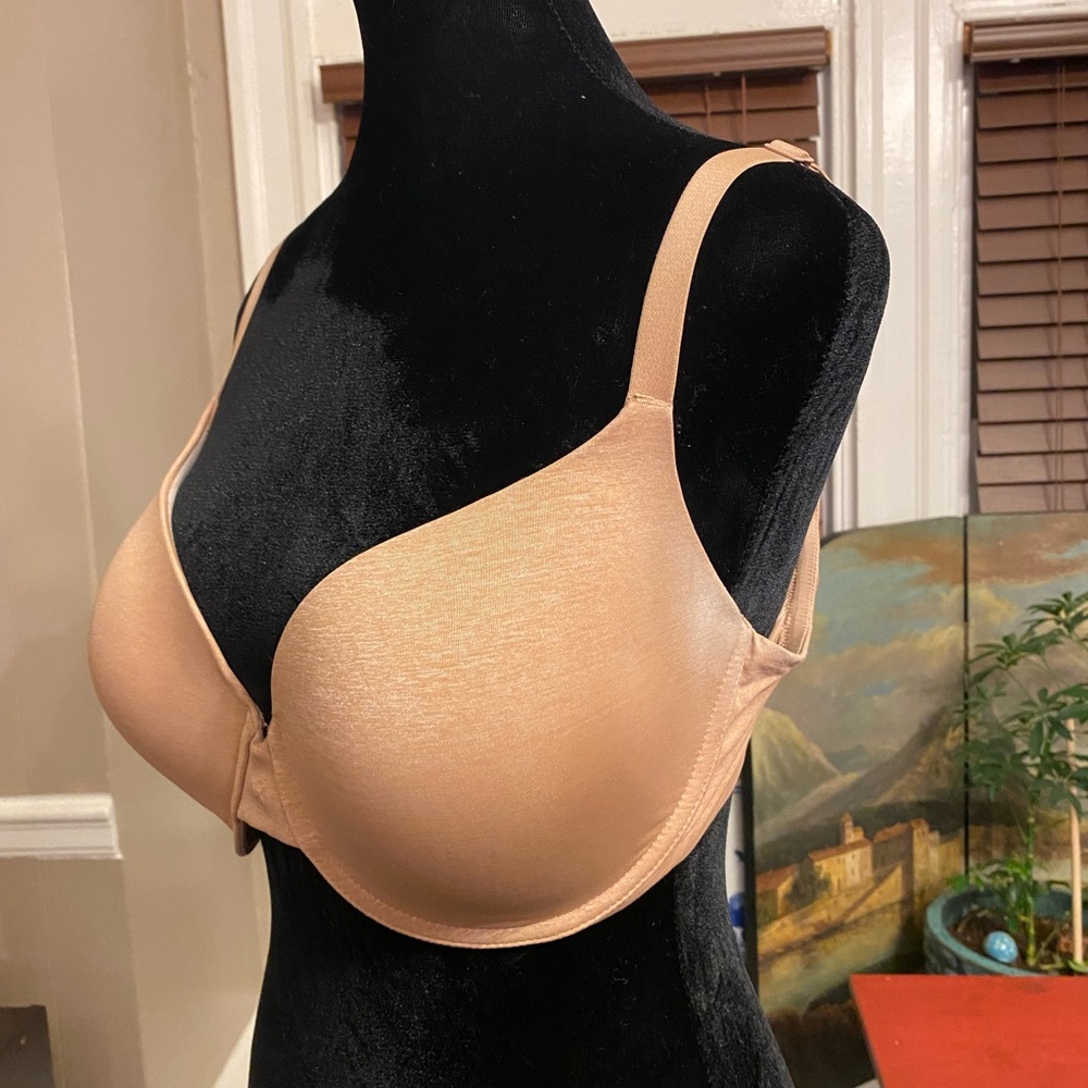 Four Victoria’s Secret Bras